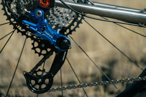 Gravel Jab Derailleur Shiny Blue